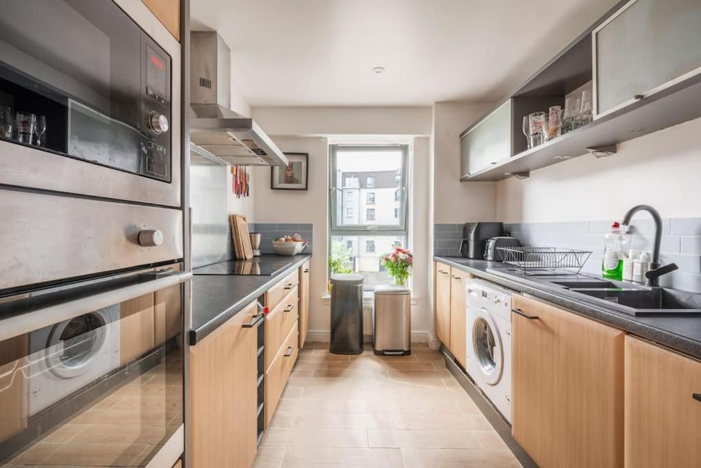 Apartment Calming Sea View Edinburgh